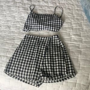 Crop top & skort set